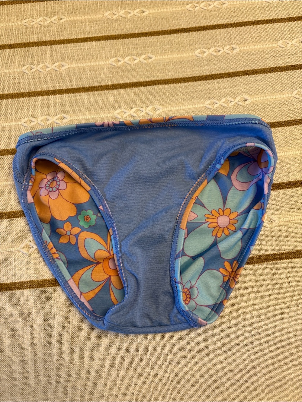 Floral Ruffle Tankini Size 6/6X - Picture 8 of 9